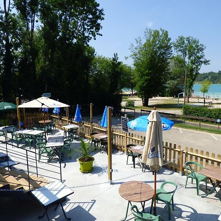 Hotel Restaurant La Chaumiere Du Lac Clairvaux-les-Lacs Exterior foto