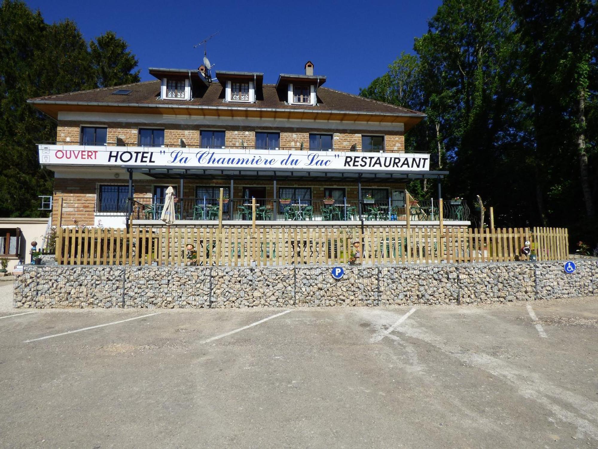 Hotel Restaurant La Chaumiere Du Lac Clairvaux-les-Lacs Exterior foto